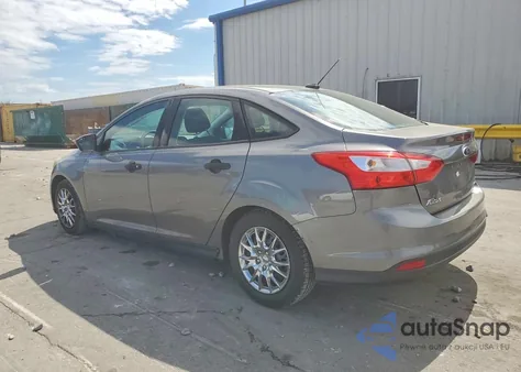 2014 Ford Focus S z USA, uszkodzony, nr VIN 1FADP3E21EL173188